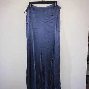 Silk blue Skirt in perfect condition